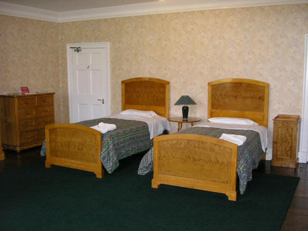 Gregynog Hall Guest House Tregynon Room photo